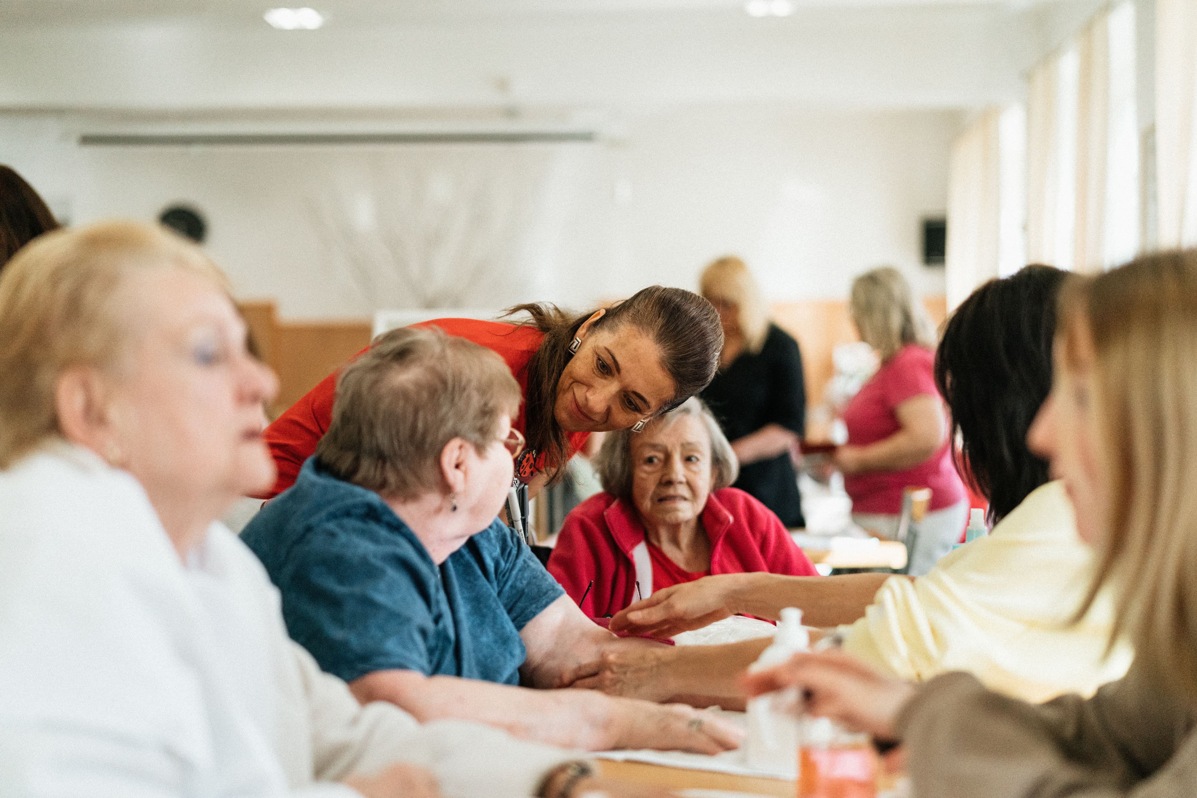 7 Signs Your Loved One May Need In-Home Care